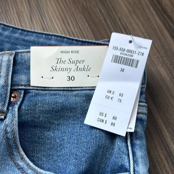 Abercrombie and Fitch High Rise Super Skinny Ankle Jean - Picture 2 of 5